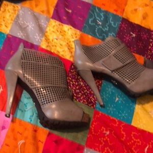 Platform type sexy heels